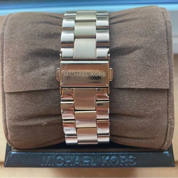 Michael Kors Watch - Picture 3 of 5